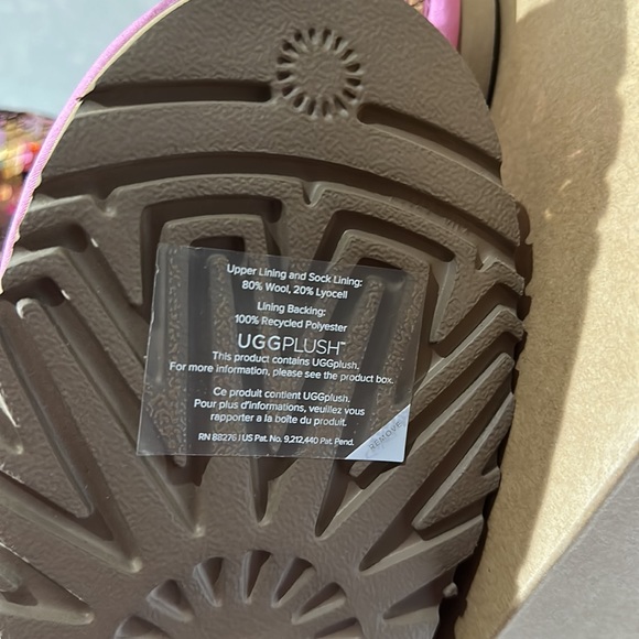 🌸NEW UGG BOOTS W CLASSIC SHORT SEQUIN Sz 8 WITH BOX. - Picture 11 of 16